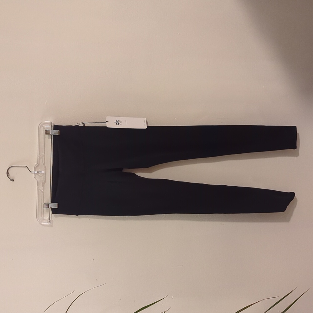 Alo Airbrush Leggings | Size: XXS | Color: Black | With Tags